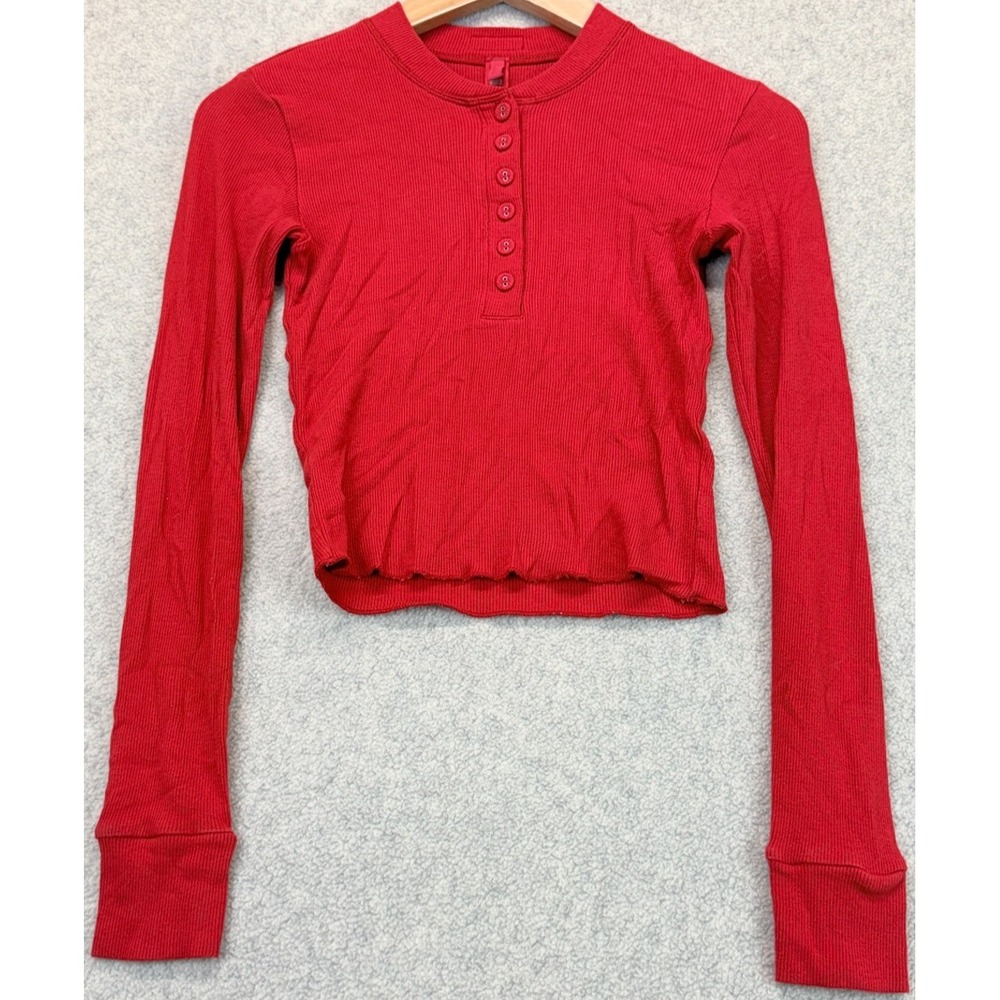 SKIMS Long Sleeve Cropped Henley Top Red Classic Ribbed Stretch Hugging Fit S